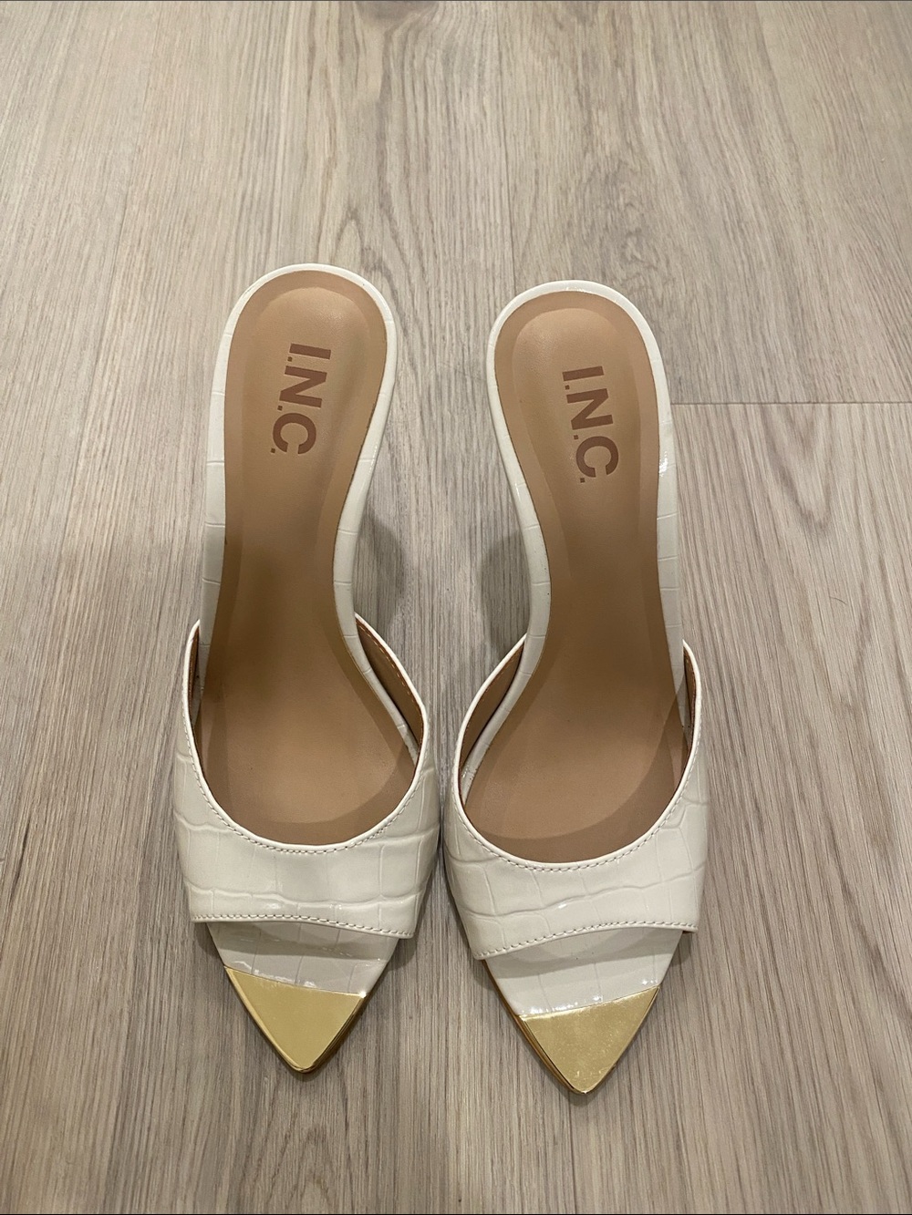 INC International Concepts White Croc-Effect Pointed Toe Mules with Gold Cap